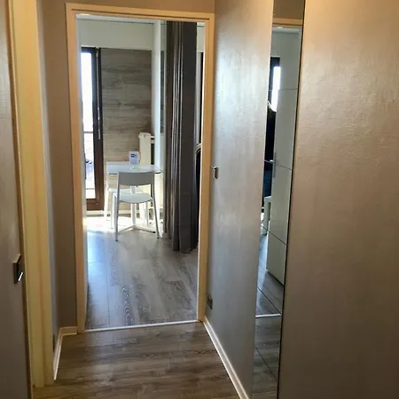 Apartamento Le Consul : Studio Moderne